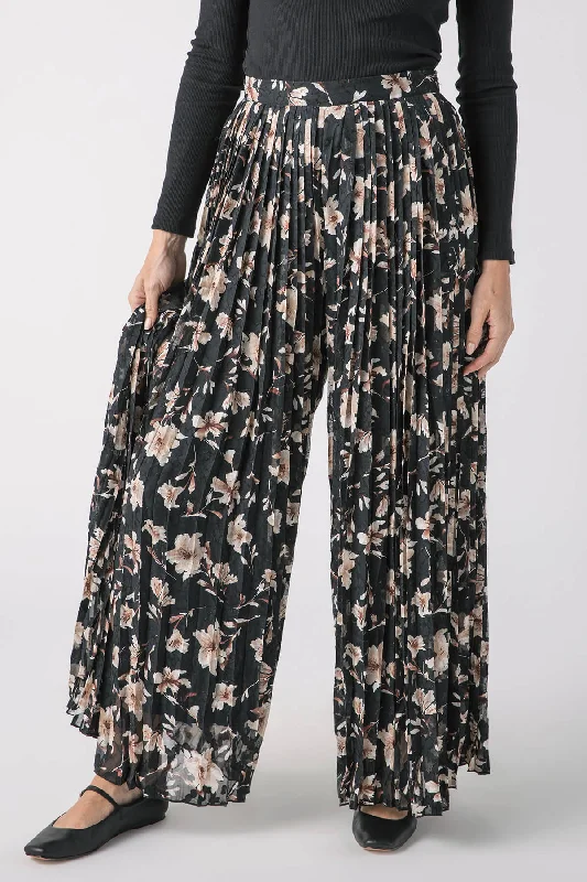 Warm flannel pants for chilly morning lounging -By Together Floral Pleated Pants