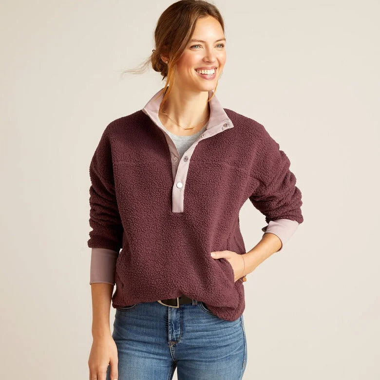 Padded Hoodie with Quilted Lining Extreme Cold Weather Gear -Ariat Women's Sherpa Doyen Sweatshirt in Huckleberry